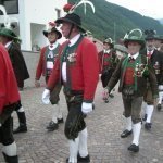 thumbs 10052 Geburtstagsfeier von Ehrenmitglied und Fahnenpatin Luise Niedermayr und Bezirksmajor Sepp Kaser